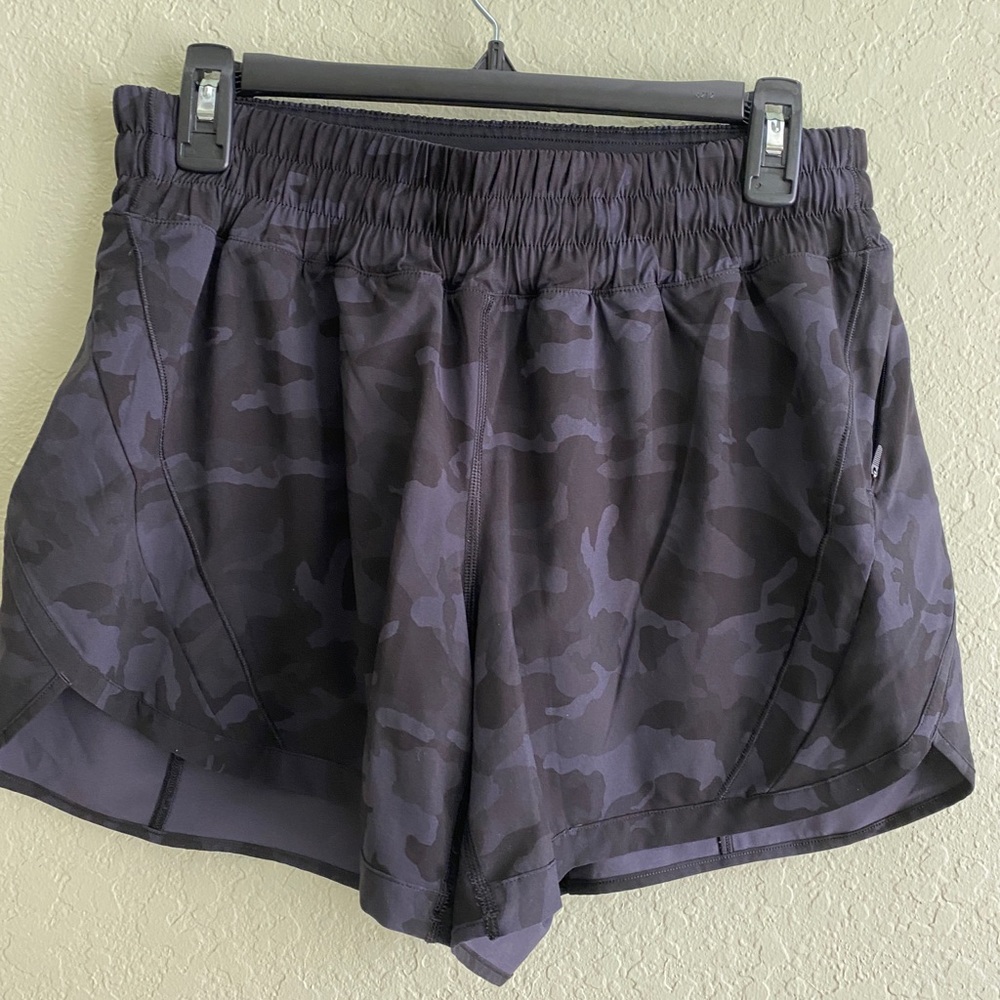 Lululemon Track That shorts size 10